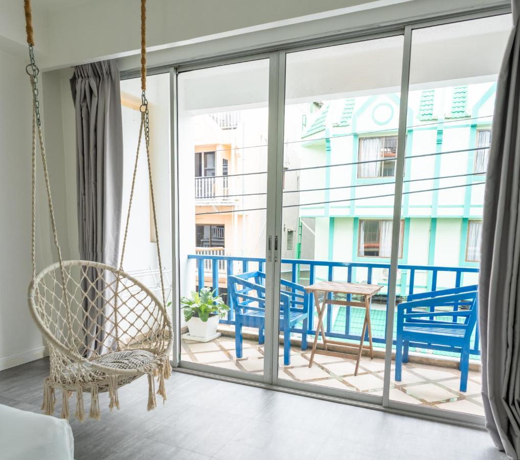 Meow Cafe & Hotel Patong Экстерьер фото